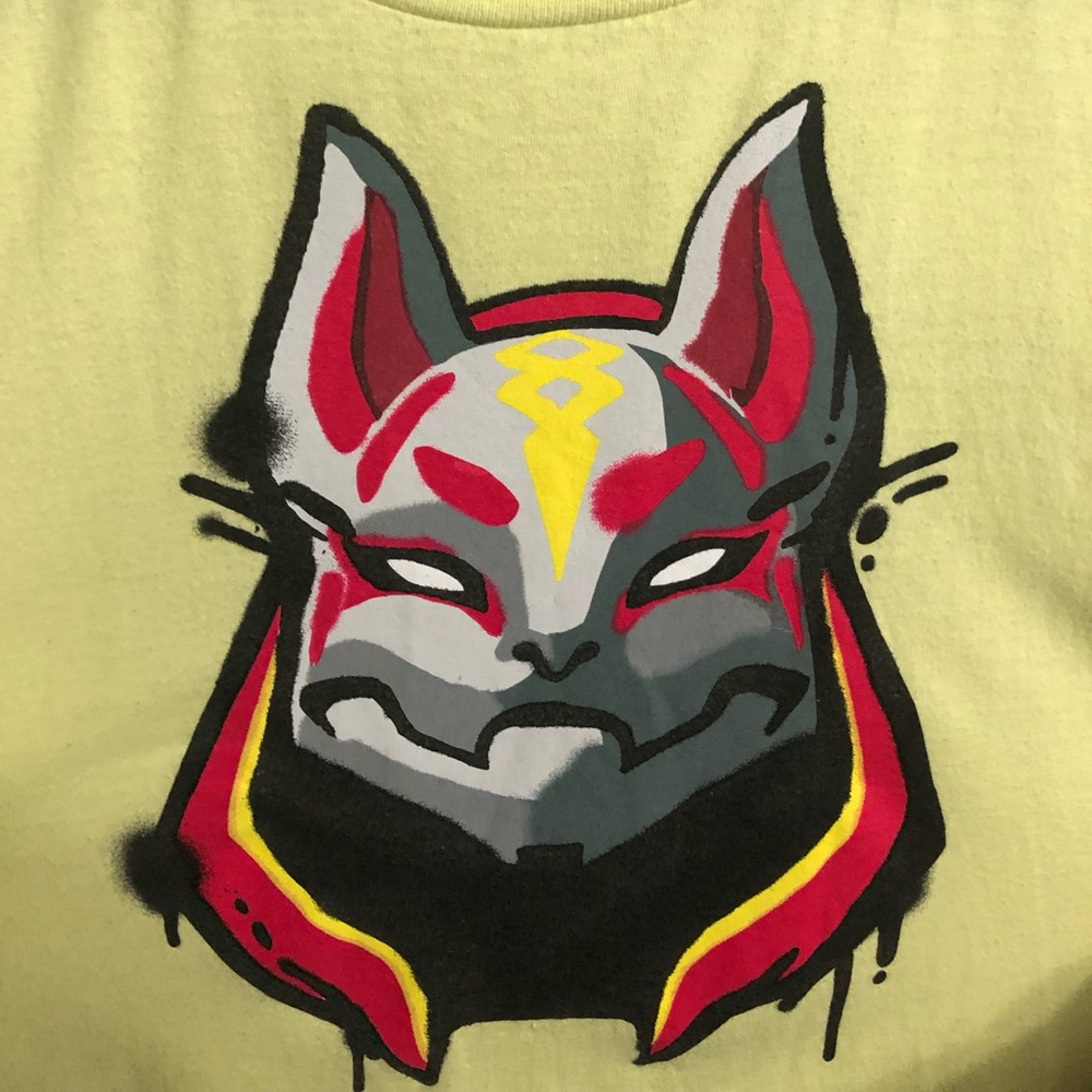 Men’s XL FORTNITE tee shirt❗️